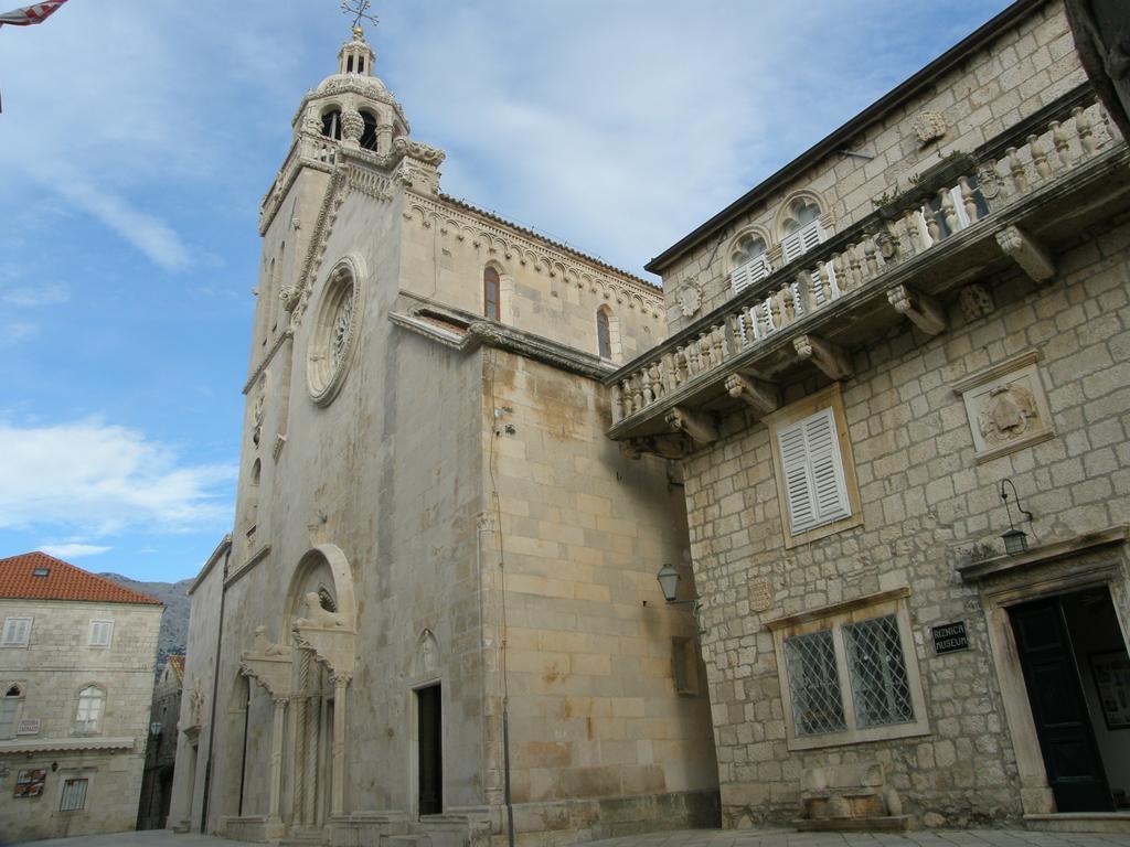 Forteca Apartments - Korcula Centre ภายนอก รูปภาพ